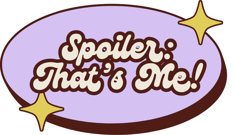 Retro naklejka z fioletowym tłem i napisem „Spoiler: That’s me!” ozdobiona żółtymi gwiazdkami – element graficzny na stronie Patie Projektuje, podkreślający autentyczność i osobisty branding.